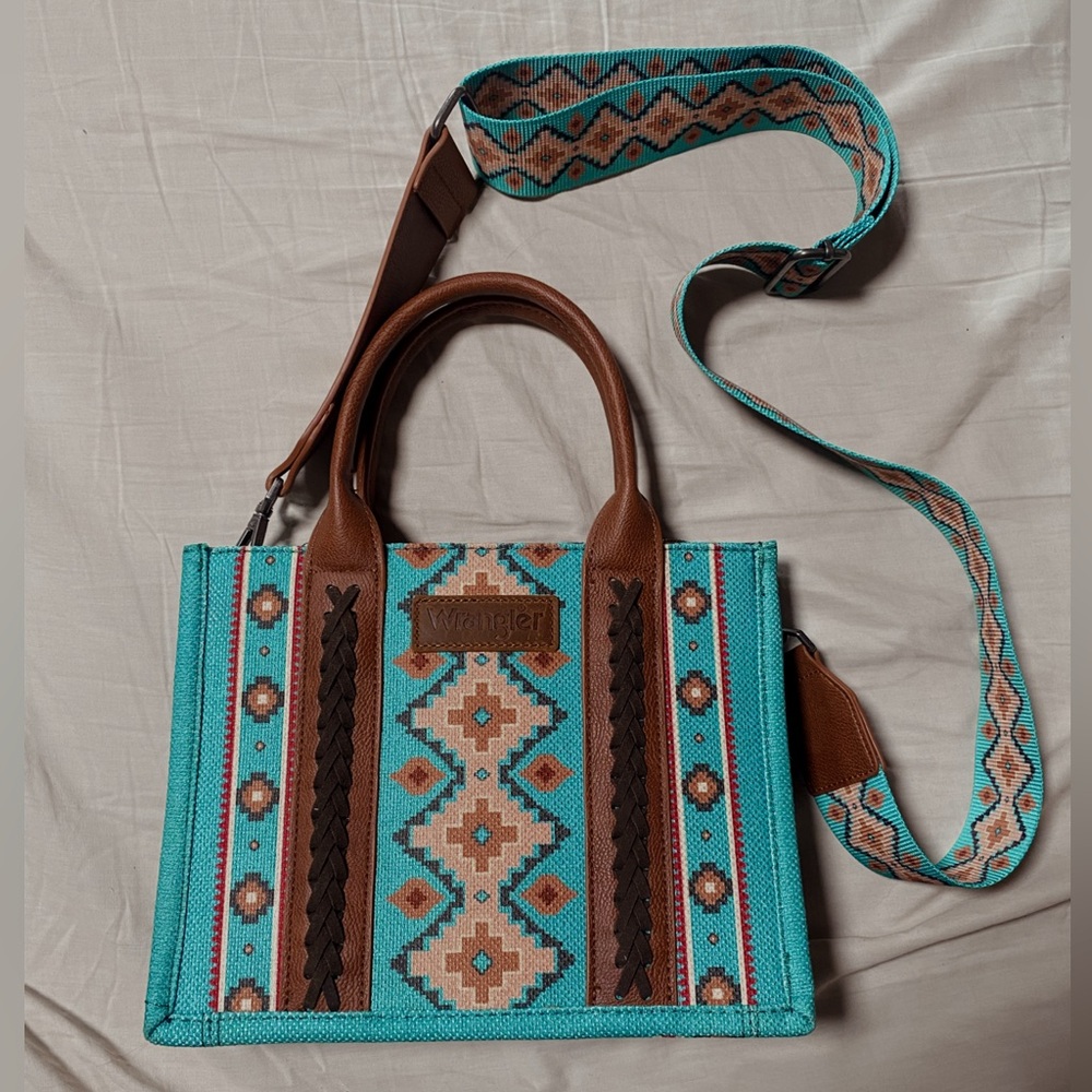 Wrangler southwestern cross body bag